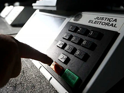 Mais de 405 mil vão às urnas para decidir entre continuidade e mudança