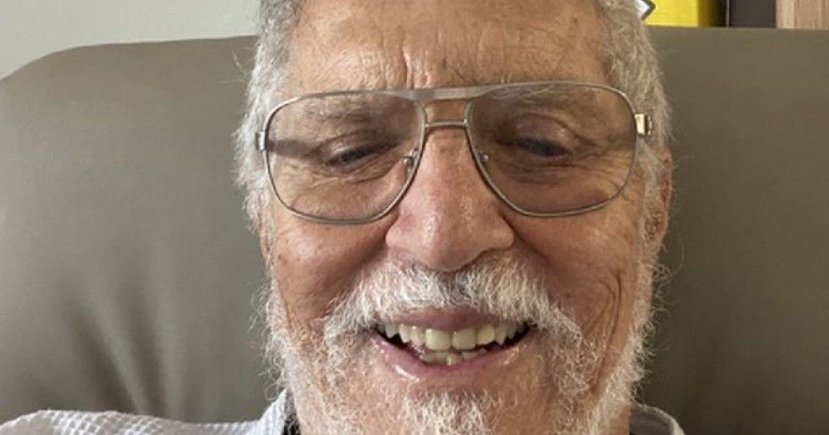 Carlos Alberto de Nóbrega é internado com Covid-19