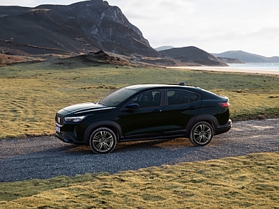 Fiat Fastback estreia nova versão por R$115.990