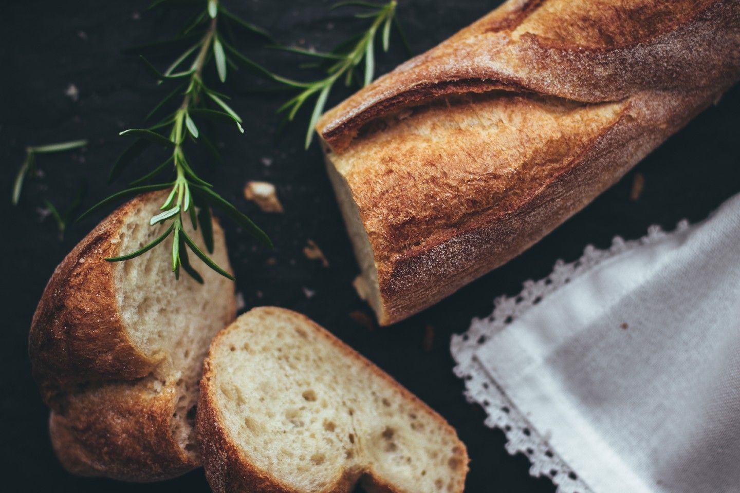 4 receitas de pão caseiro para colocar a mão na massa