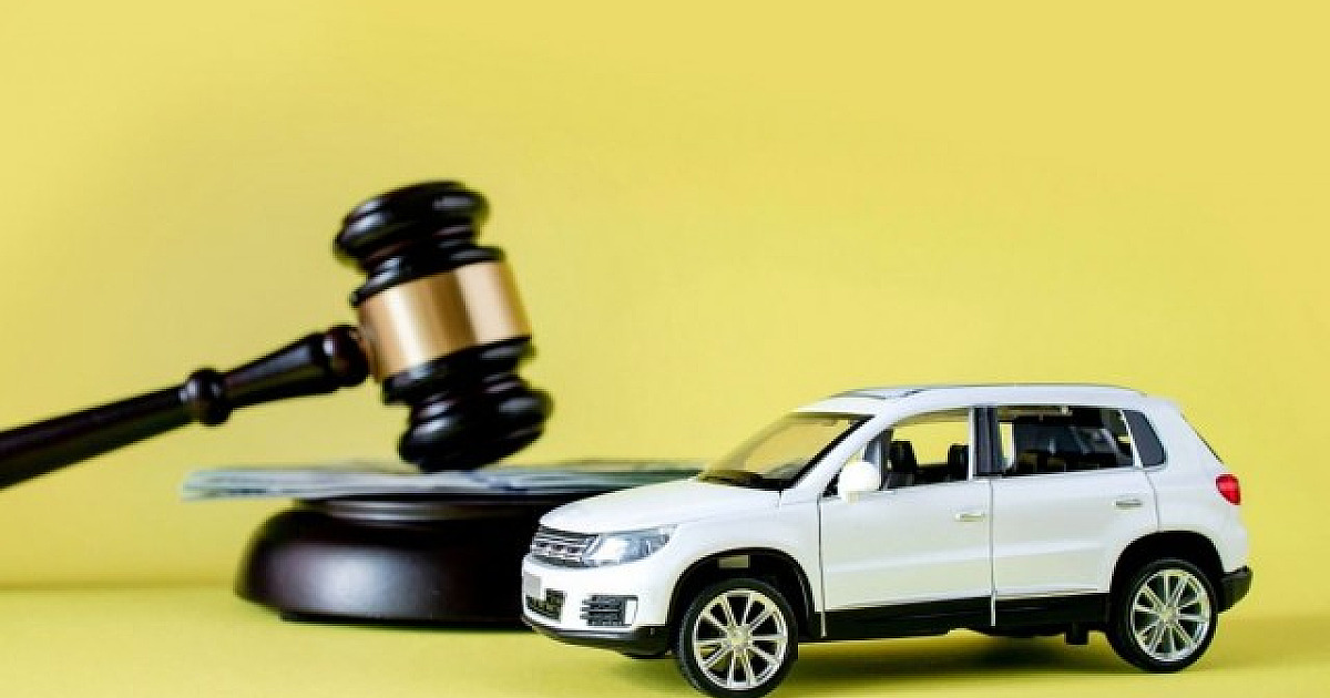 Carros de luxo vão a leilão com lances a partir de R$ 59 mil