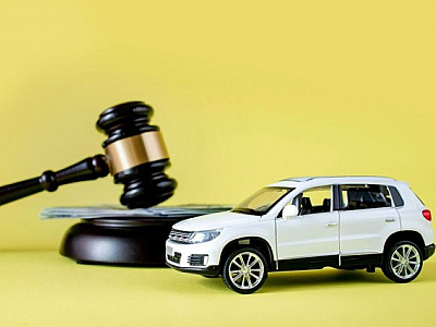 Carros de luxo vão a leilão com lances a partir de R$ 59 mil