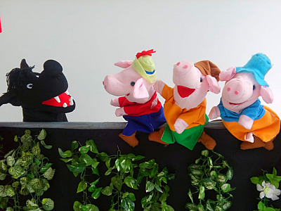 Alpha Square Mall apresenta a peça “Os Três Porquinhos”