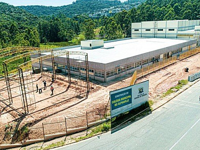 Obra do Colégio Infantil de Alphaville está em fase final