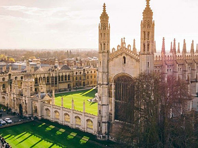 Universidades renomadas do exterior apostam em cursos online durante pandemia