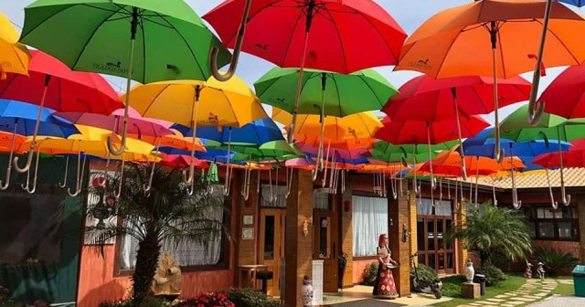 Vila Don Patto tem apresentações de dança típica aos finais de semana