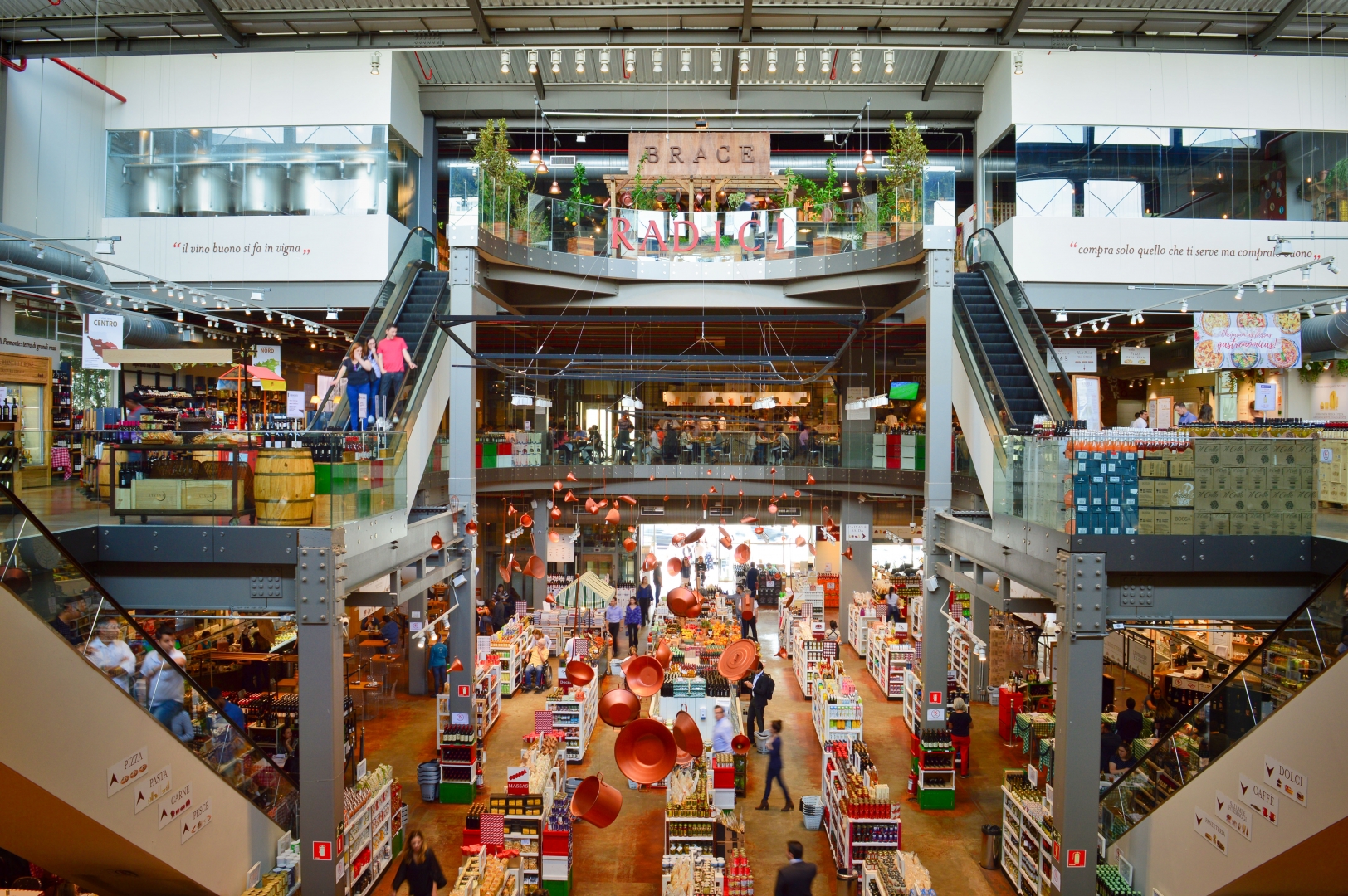 Eataly faz quatro anos no Brasil