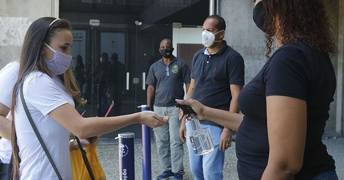 Fuvest abre inscrições para vestibular 2022 nesta segunda (16)