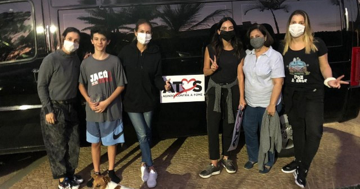 Projeto de Alphaville distribui refeições em comunidades