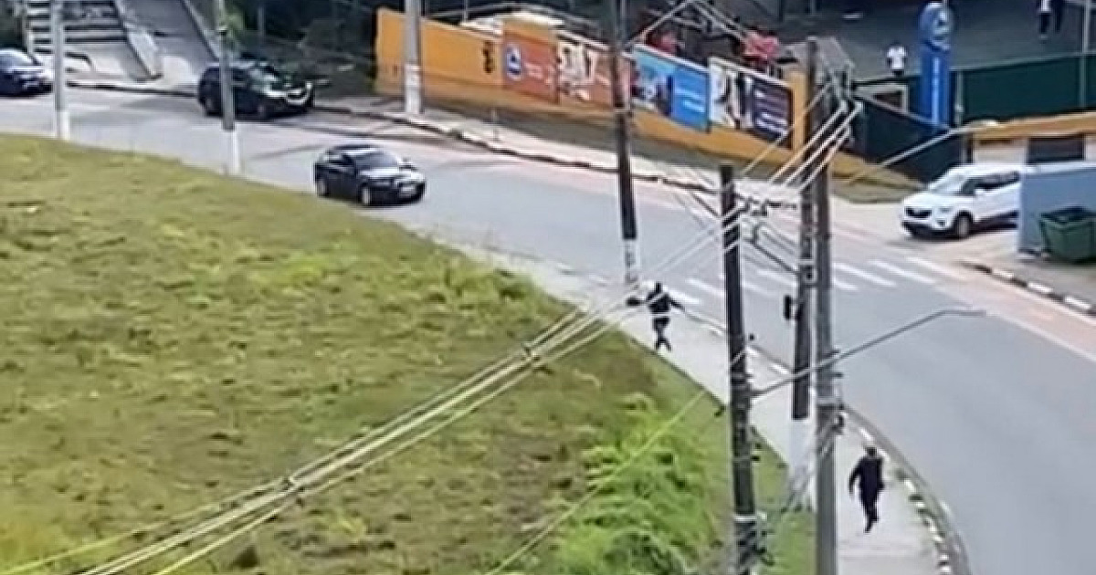 GCM de Santana de Parnaíba atira contra suspeito em fuga próximo à unidade escolar