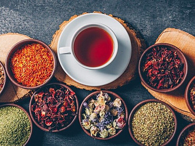 6 opções de chá para esquentar as tardes frias