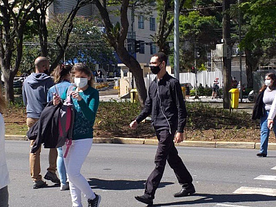 20% dos moradores da região não fazem mais isolamento social