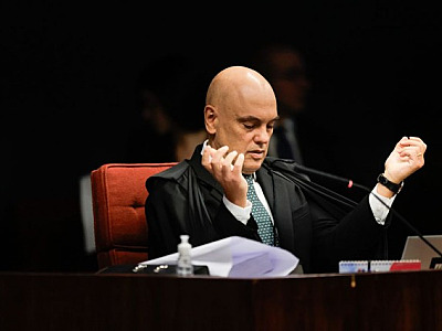 Saiba como foi o 1º dia do julgamento de Bolsonaro e mais sete réus