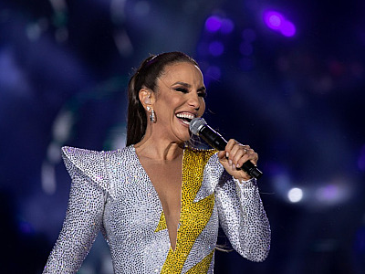 Ivete Sangalo promove live de Dia das Mães neste domingo (9)