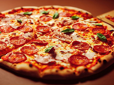 Paróquia Bom Pastor em Alphaville promove noite da pizza