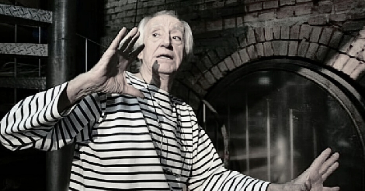 Zé Celso Martinez morre aos 86 anos em São Paulo