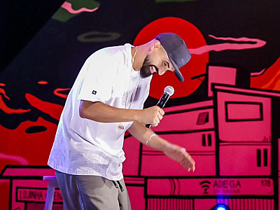 Thiago Ventura apresenta seu novo show de stand-up em Santana de Parnaíba