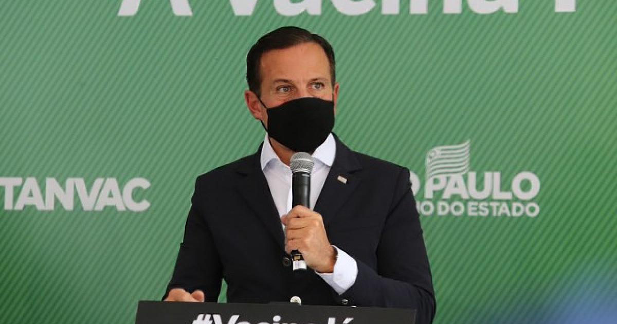 Governo de SP prorroga fase de transição e amplia horário de funcionamento de estabelecimentos