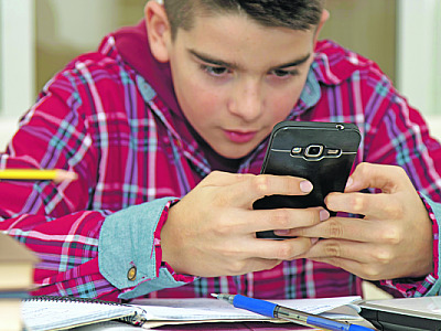 Sala de aula invertida: Smartphones como instrumento educativo