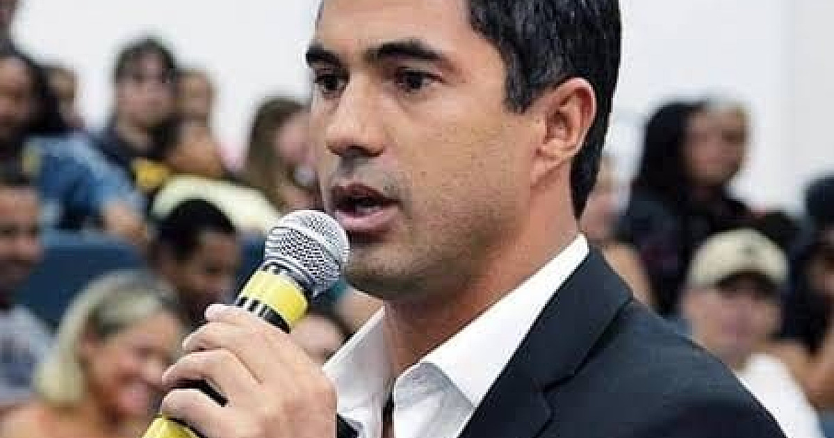 “A hora que o pai sair, abre espaço”, diz Furlan sobre futuro de Rubinho