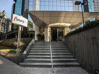 Coca-Cola, Bradesco e Fleury vão realizar testes da Covid-19 em profissionais da saúde