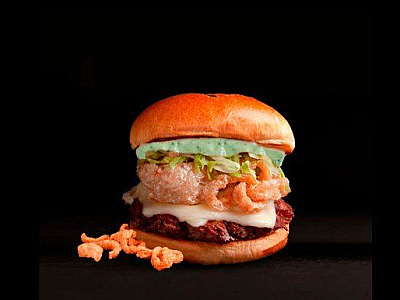 Bullguer aposta em lanches com pururuca e donuts de goiabada