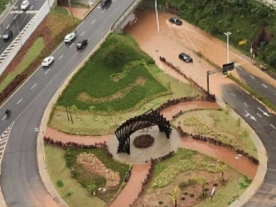 Forte chuva causa queda de árvores e alagamentos em Alphaville