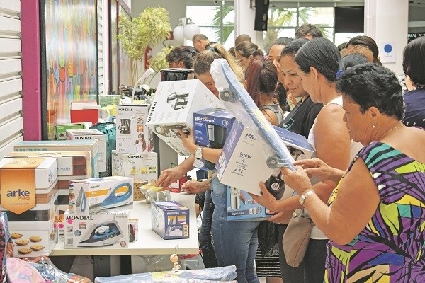 Bazar de Solidariedade de Barueri acontece sábado (6)
