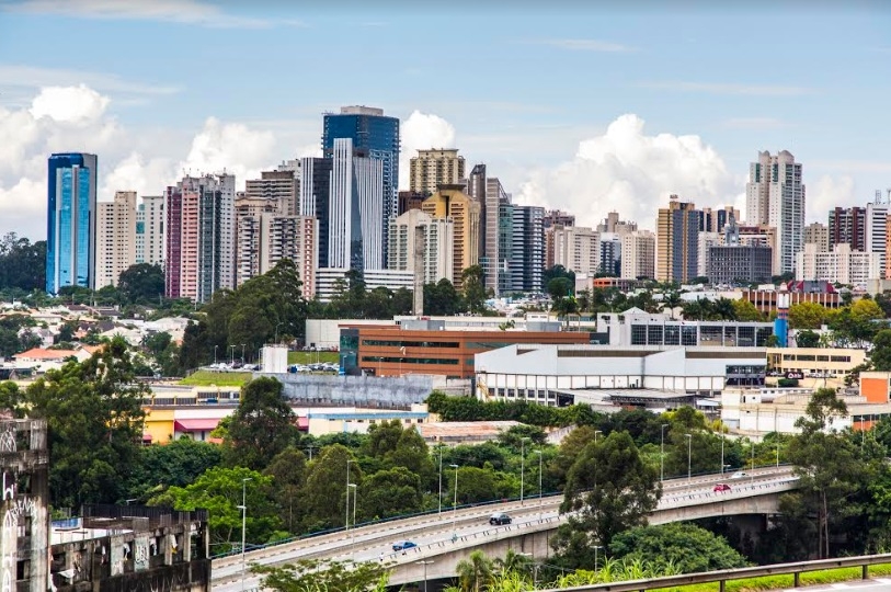 Empresários de Alphaville aumentam pressão por reabertura de comércio