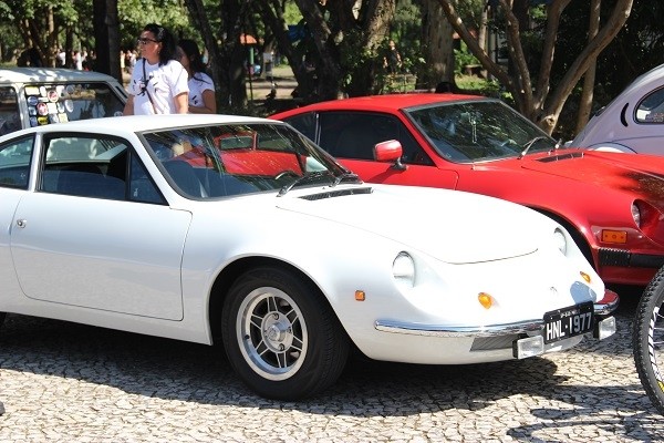 Exposição de motos e carros acontece neste domingo (29)