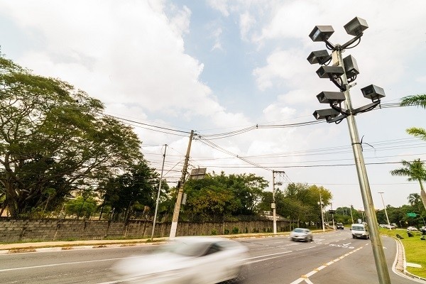Com radares, registro de infrações tem alta de 490% em Parnaíba