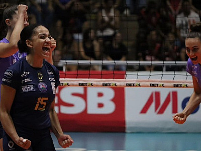 Vôlei Barueri domina jogo contra o Flu e sobe duas posições na Superliga