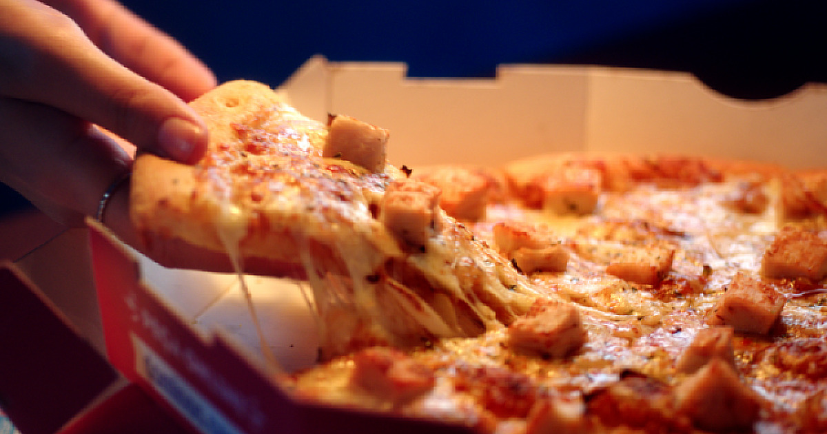 Domino’s substitui o molho de tomate por barbecue para celebrar o Dia da Pizza