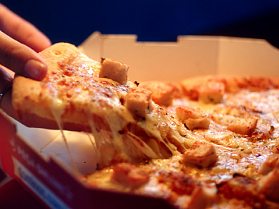 Domino’s substitui o molho de tomate por barbecue para celebrar o Dia da Pizza