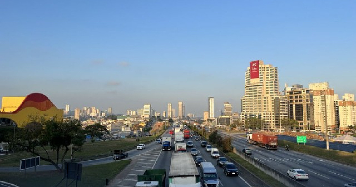 Mais de 1 milhão de veículos devem passar pelo sistema Castello-Raposo no feriado