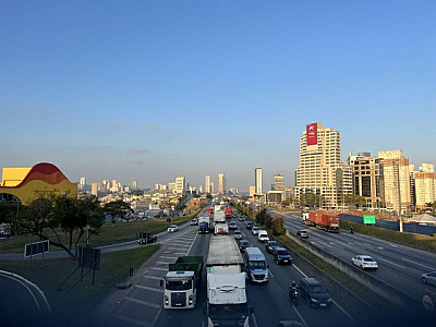 Mais de 1 milhão de veículos devem passar pelo sistema Castello-Raposo no feriado