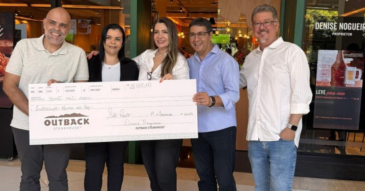 Outback do Iguatemi Alphaville doa R$ 20 mil em gift cards para ONG Rainha da Paz