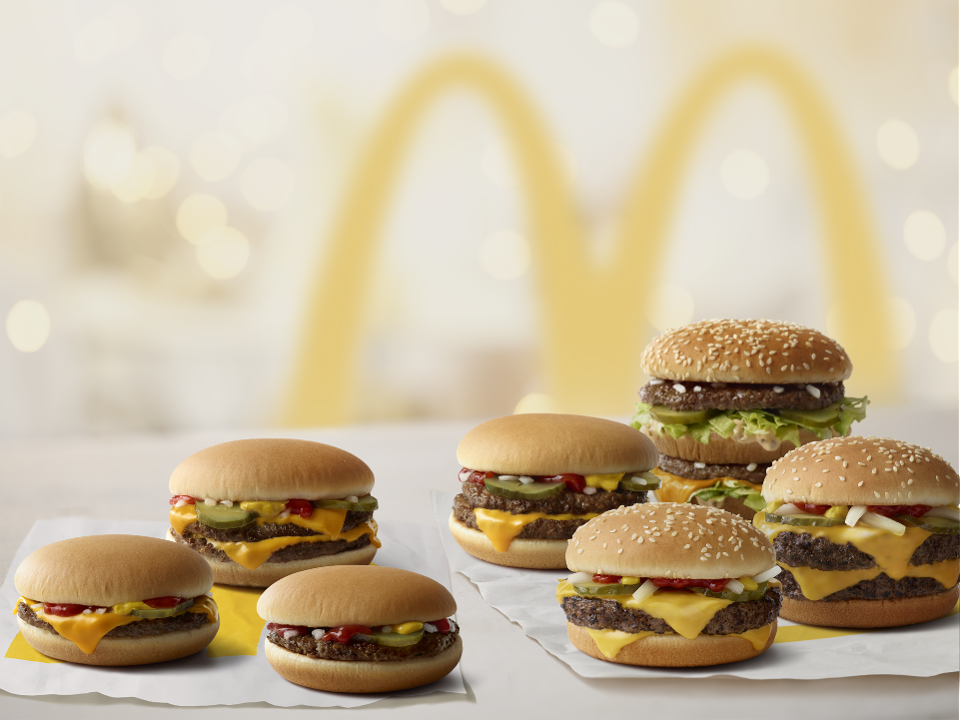 McDonald’s responde BK com 10 cheeseburgers a R$ 20 e 2 clássicos por R$ 4,90