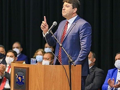 Lupi diz que falta só ‘bater o martelo’ sobre pré-candidatura de Elvis a governador