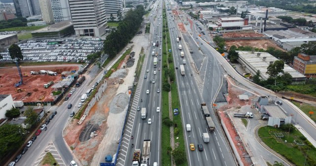 Mais de 1,4 milhão de veículos devem passar pelo sistema Castello-Raposo durante as festas de fim de