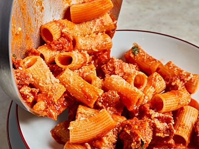 Bráz Trattoria Alphaville tem pizzas e delícias italianas a preço único na hora do almoço