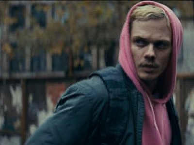 Estrelado por Bill Skarsgård e Anthony Hopkins, “Confinado” estreia nos cinemas