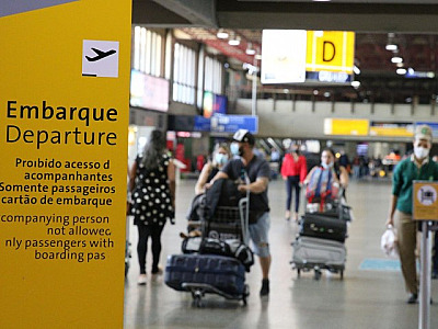 Aeroporto de Guarulhos passa a oferecer teste para detecção da Monkeypox
