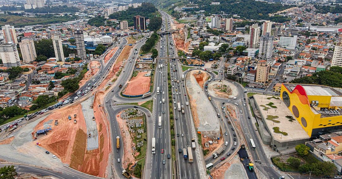 Sistema Castello Raposo deve receber 1,6 milhão de veículos no feriadão