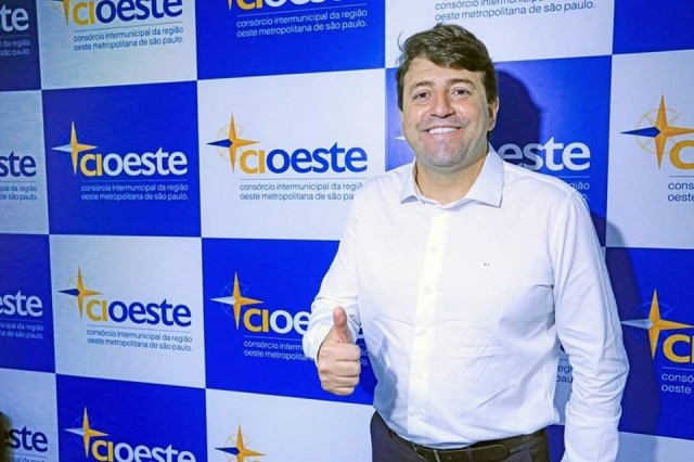 À frente do Cioeste pelo 3º mandato, Elvis quer novos acessos da Castello