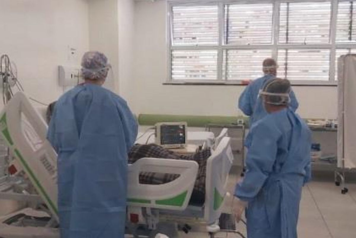 Em uma semana, casos confirmados e óbitos pela Covid-19 em Barueri e Parnaíba tiveram aumento