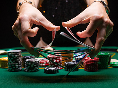 A viagem do pôquer à popularidade dos jogos on-line