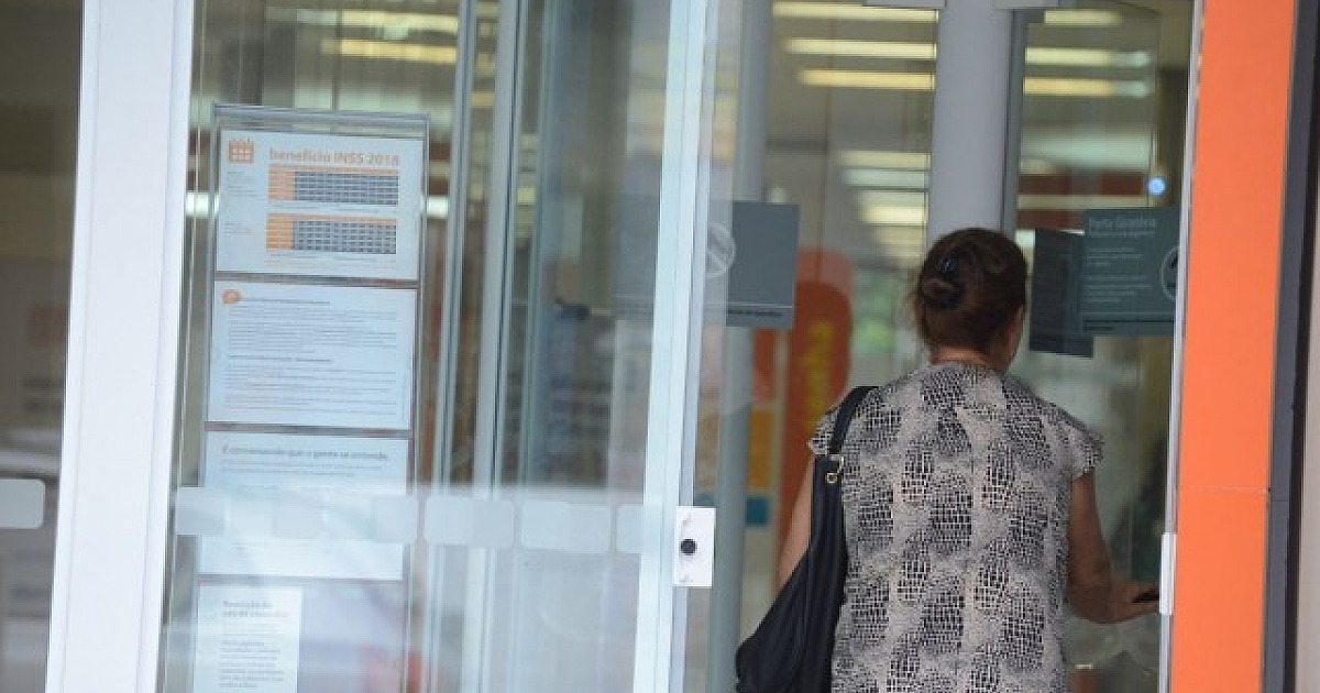 Feriado Páscoa: confira o que abre e fecha