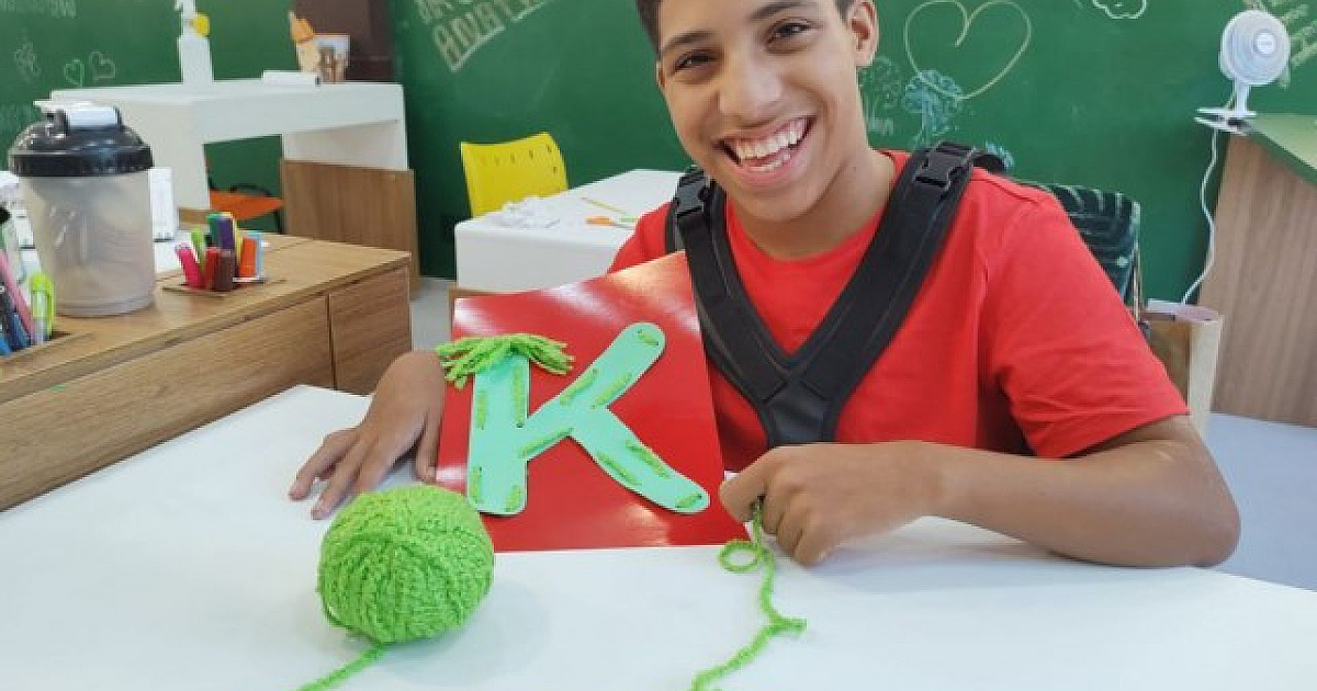 Rainha da Paz dá início a Campanha do Agasalho