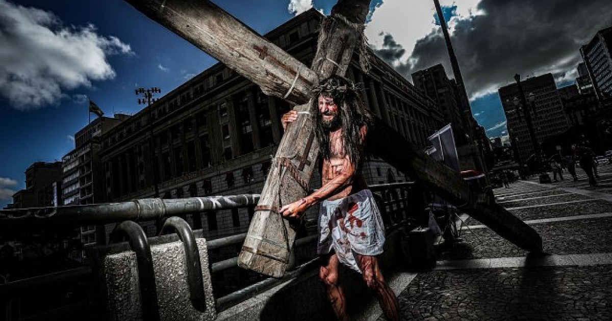 Prefeitura de Santana de Parnaíba leva o “Drama da Paixão” às ruas do Centro de SP